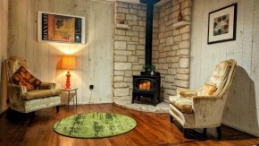 Cozy Cottage